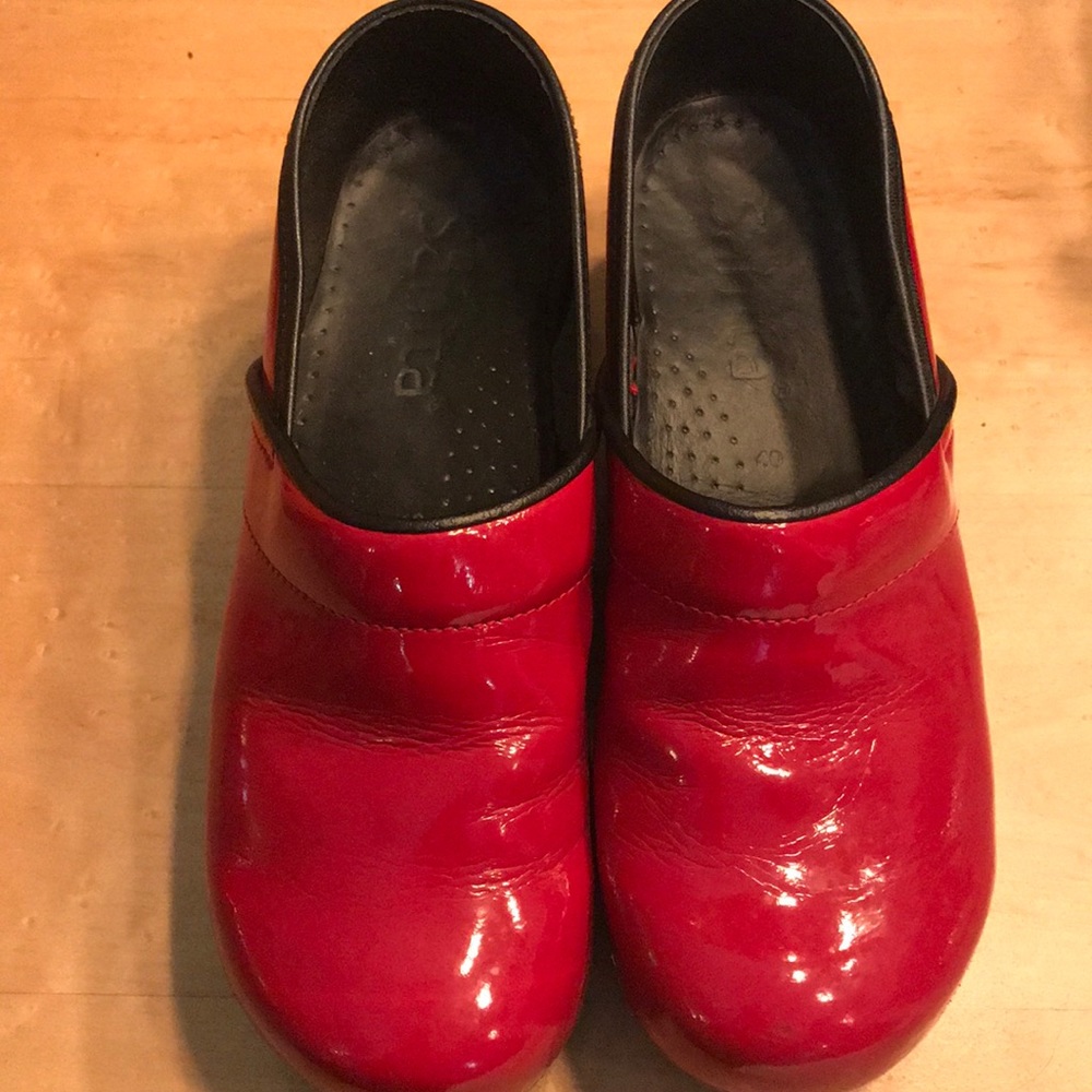 Sanita clog